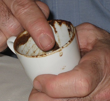 Greek coffee reading finger